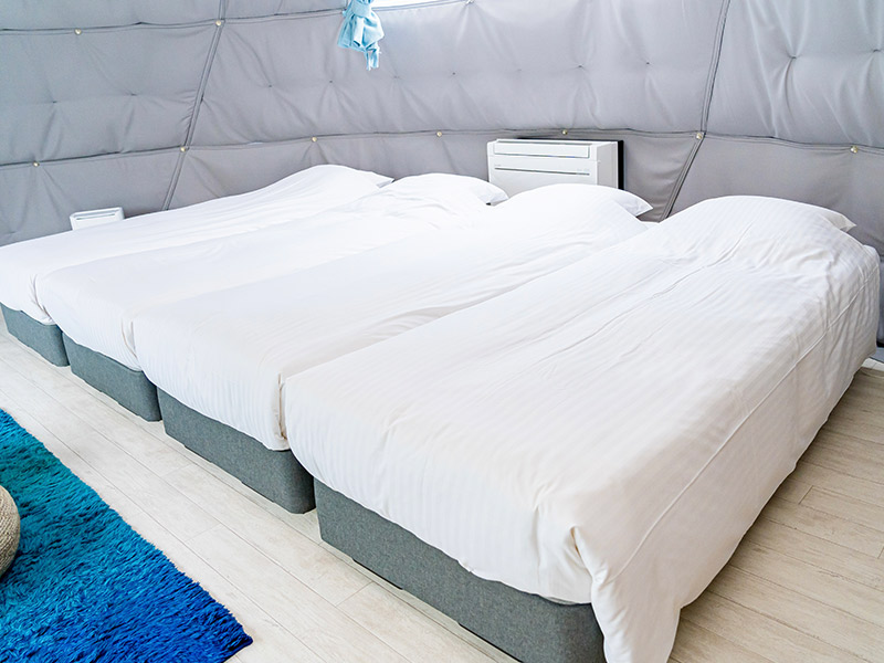 シングルベッド 4台タイプ