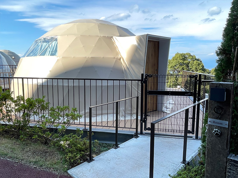 ペット同伴ドームテント